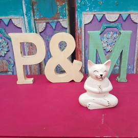 kadoh Wooden and Sign, Et Sign & (20 cm) for Standing, Handmade Wooden Letters in Vintage Look as Decoration (Cream-White Vintage)
