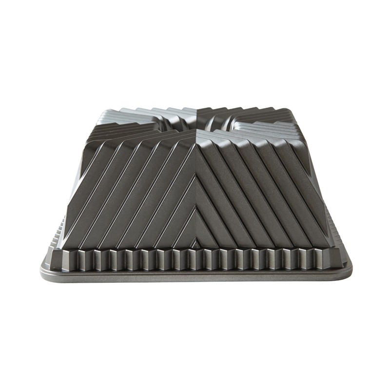 Nordic Ware Bundt Squared Pan, 10-Cup Capacity, Graphite