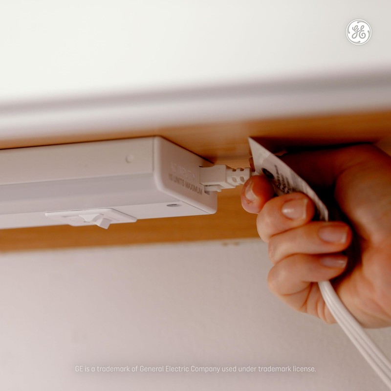 GE LED HD+ Undercabinet Light Fixture, Linkable Integrated Slim Profile