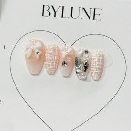 White Tweed Full Stone Handmade Nail Tips Nail Tips - Medium Coffin / 화이트 트위드 풀스톤 수제네일팁 네일팁 - 미디엄코핀