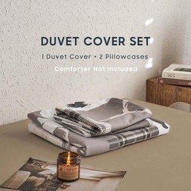 Wake In Cloud - Rustic Duvet Cover Set, Cabin Christmas Lodge Western Country Bear Deer Holiday RV Outdoor Theme, Soft Lightweight Bedding, 3-Piece, Taupe Brown, King Size