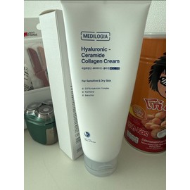 See details Medilogia HCC Cream HCC Norway Glacier Water EGF Hyaluronic Acid 200ml, 2 units / 메디로지아 HCC크림 에이치씨씨 노르웨이 빙하수 EGF 히알루론산 200ml, 2개