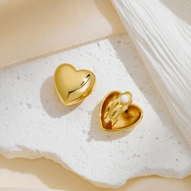 MUYAN Gold Chunky Heart Clip on Earrings for Women Large Heart Clip Studs Everyday Lightweight Jewelry