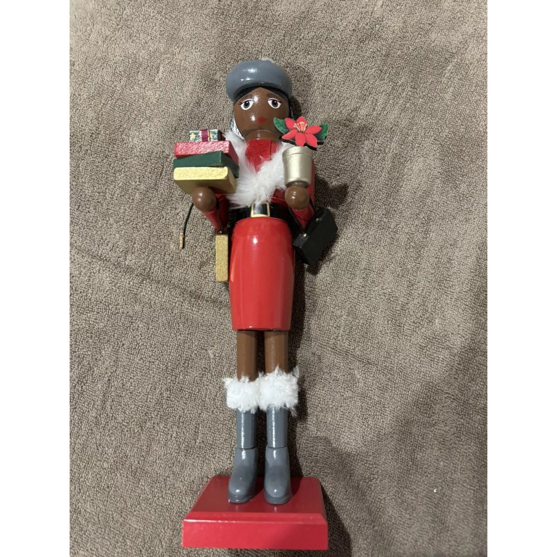 North Pole Trading Co. Nutcracker Holiday 14" AA Shopper Girl