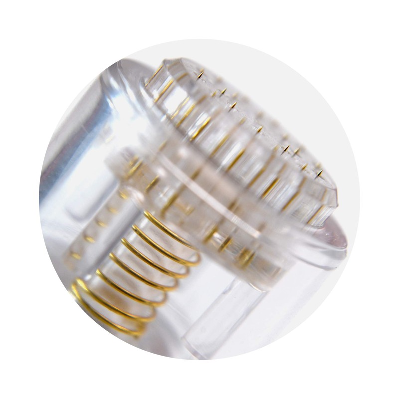 DERMASTIR 24K Gold Micro Threading Stamp.