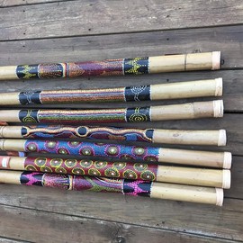 Terre Bamboo Rain Stick, Rain Maker 24" 32" 40" 48" 59" Painted, Burned, Cave or Maori Design - Length: 40 inches
