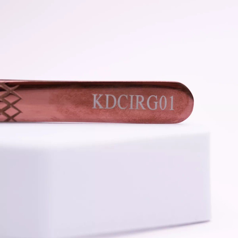 Kona Lashes Pinza Nanotecnológica Tipo Delfín Kona Lashes Kdcirg01