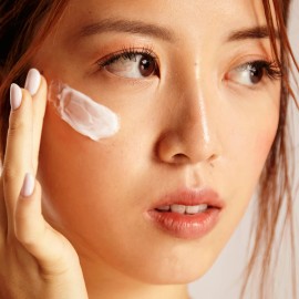 Cosmetic Efficiency Crema Gel Noche Melan Txa 50ml