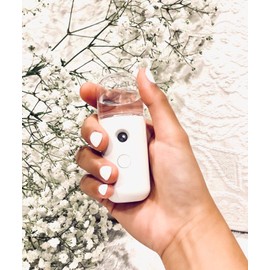 Automatic Nano Mist Spray Bottle Portable Sanitizer Spray Bottle USB Rechargeable Facial Mist Sprayer Premium Quality Skin Moisturizer Sprayer Bottle Nano Mister for Personal Care, car Key - Black