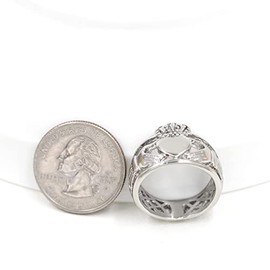 Uloveido White Gold Plated Hand Heart Friendship Love Crowned Irish Claddagh Ring for Women Men Size 7 Y1729