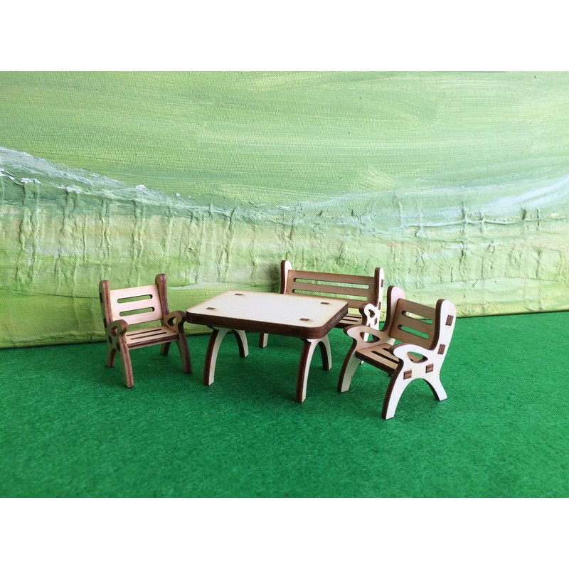 Petra's Bastel News 4-Piece Table Set Including Table, 1 x