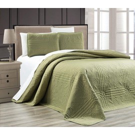 3-Piece SAGE Green Oversize Stella Grande Bedspread Queen/Full Embossed Coverlet Set 106 by 100-Inch