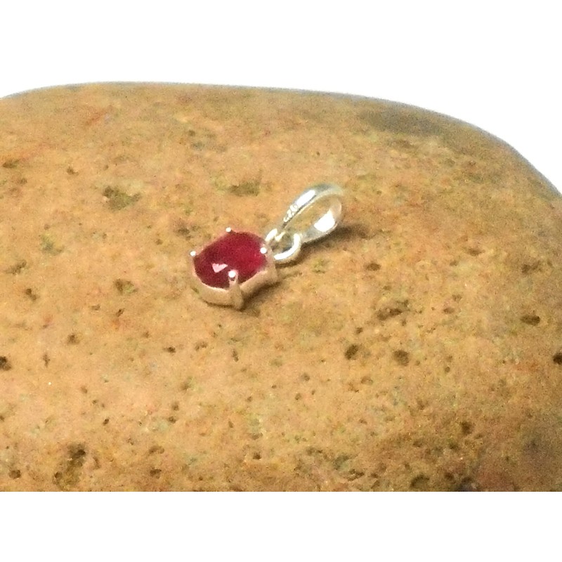 Art Gecko Small Oval Pink RUBY Sterling Silver 925 Gemstone
