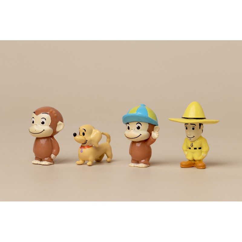 Curious George Banana Scented Bath Ball with 1 Inch Figure
