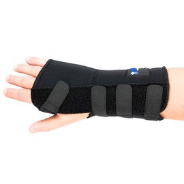 Bodytec Adjustable neoprene Wrist support (Small 14-16.2cm, Right)