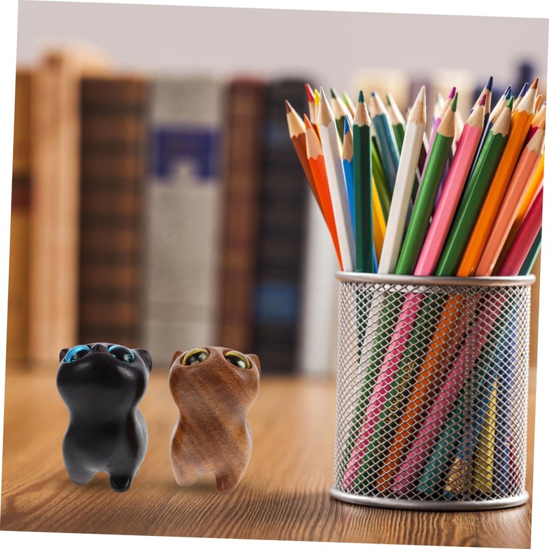 ORFOFE 2Pcs Cat Figurine Natural Sandalwood Carved Cat Statues for