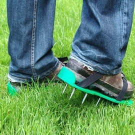 Phefop Lawn Spikes, Garden Shoes, for Drilling Holes in Lawn, with Attached Feet, Easy to Wear, for Gardening and