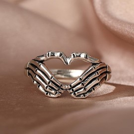 YienDoo Punk Skull Hand Claw Ring Silver Goth Heart Skelton Hand Wrap Band Ring for Women Girls