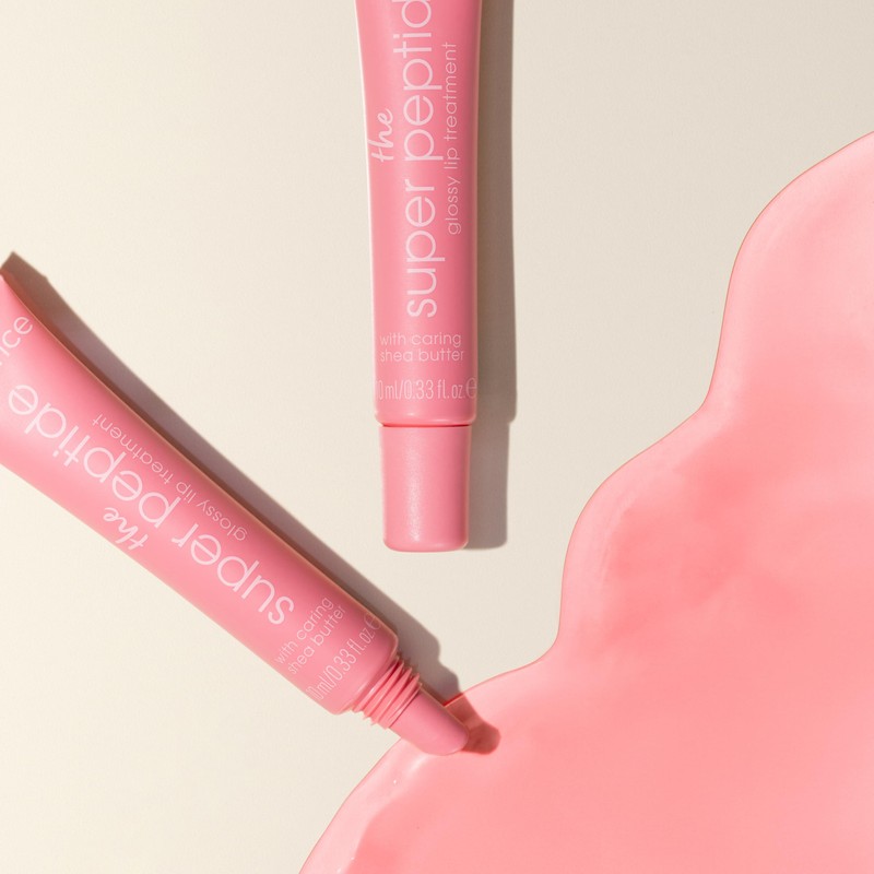 Essence Cosmetics the super peptide glossy lip treatment, smoothing, with
