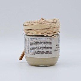 Natural Body Care Frankincense Cream Very Gentle Soomthing Extremely The Richest Silkier Creams Ever (Net Weight = 3.38 oz / 100 ml)