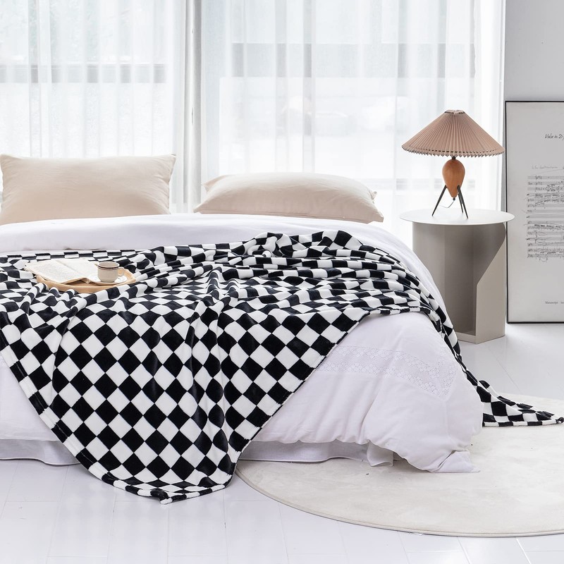 LOMAO Throw Blankets Flannel Blanket with Checkerboard Grid Pattern Soft