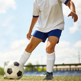 SwirlColor Children's Football Socks 2 Pairs Elastic Breathable Black White Football Shin Pad Socks Cut Leg Socks Sleeves for Football Basketball Running