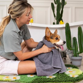 YIKUSH Bathroom Rugs for Living Room Green Moss Rug Cute Bath Mat with Small Flower Non Slip Bath Mats for Bathroom Floral Washable Rug (32x20 inches)