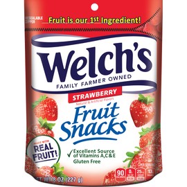 Welch's Fruit Snacks, Strawberry, Perfect for Sharing, Bulk Bag, 8 oz (Pack of 1)