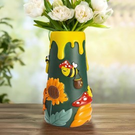AmiCera Cute Colourful Bee Sunflower Vase, Decorative 20 cm High Vases for Flowers, Unique Funky Flower Vase for Home Decor, Eclectic Aesthetic Gardening Gifts, Green
