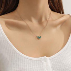 Xduargs Boho Emerald Heart Necklace Gold Heart Choker Necklace Vintage CZ Love Heart Chain Necklace Adjustable Love Heart Necklace Jewelry for Women