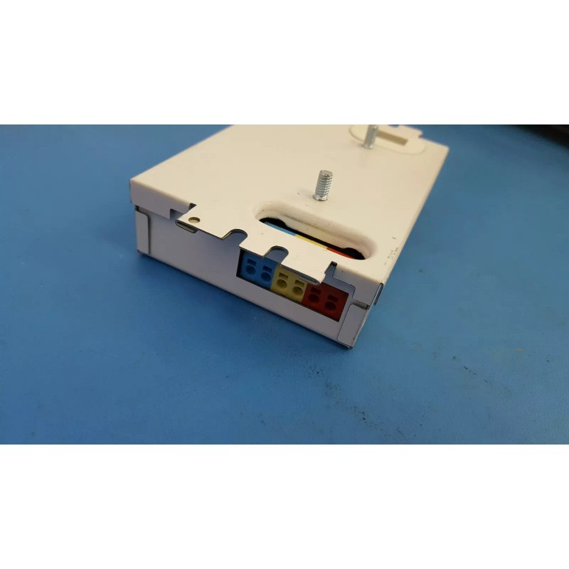 Universal Lighting Technology CF Electronic Ballast, Universal, 120V- 277V, C242UNVMES,