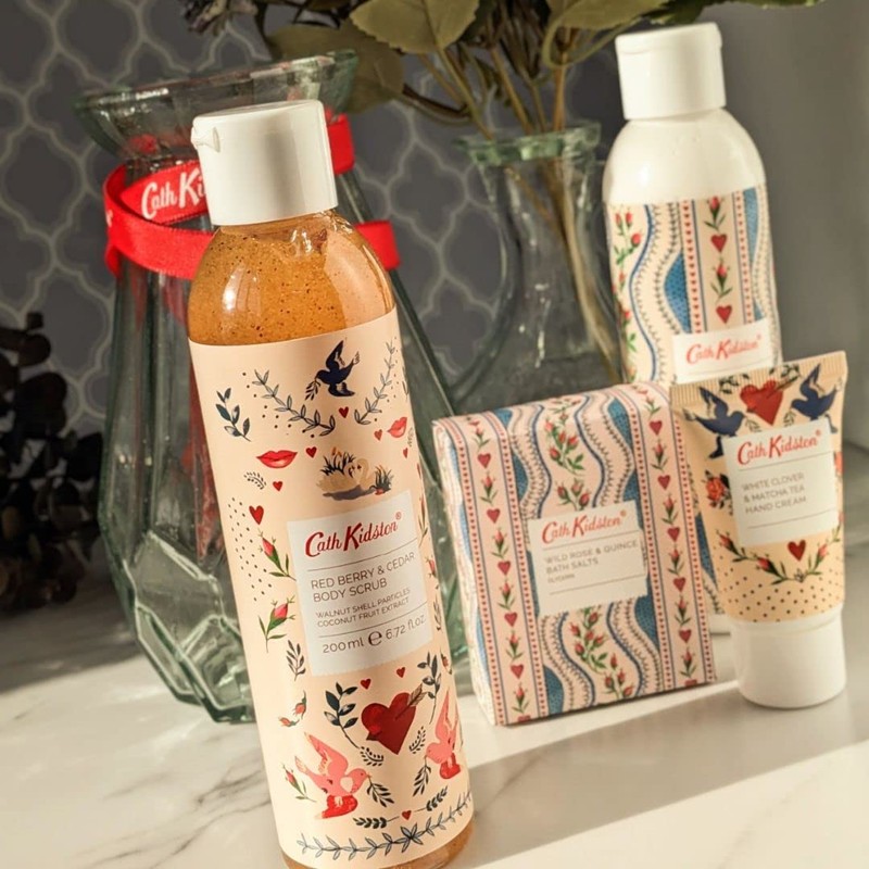 Cath Kidston Keep Kind Gift Set (Body Scrub, 6.8 fl