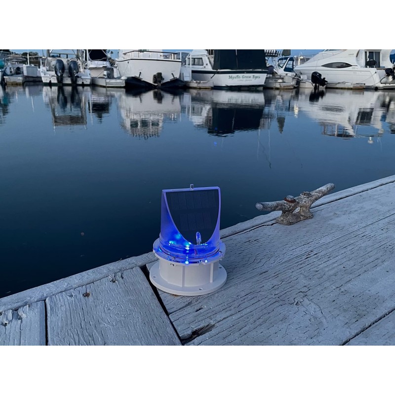 Britta Products Solar Dock Warning Light 360 Degree - SNL-004-PRO
