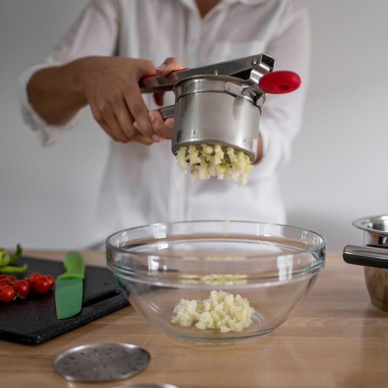 UberChef Potato Ricer Set with 3 Ricing Discs (Fine, Medium,