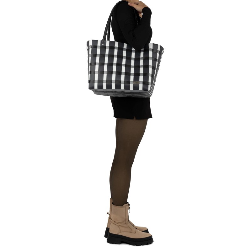 Easy-care shopping basket with sewn-in inner pocket, tear-resistant, 70% recycled