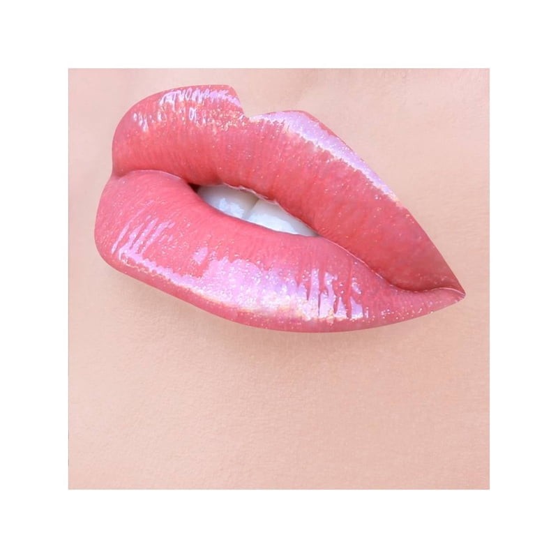 Brillo labial Beauty Creations Ultra dazzle go getter larga duración