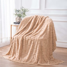 Excervent Super Soft Baby Throw Blanket with Heart Checkered, Premium Silky Flannel Fleece 3D Jacquard Decorative Fuzzy Baby Blankets, for Boys and Girls (40x50 inches) Khaki