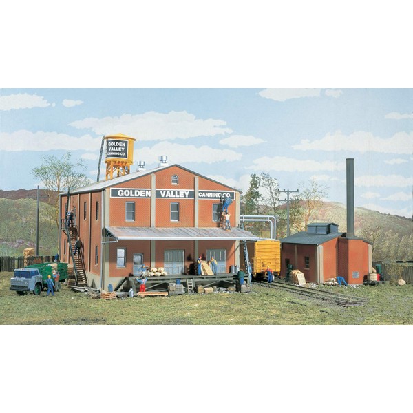 Walthers Cornerstone HO Scale Golden Valley Canning Company Structure Kit
