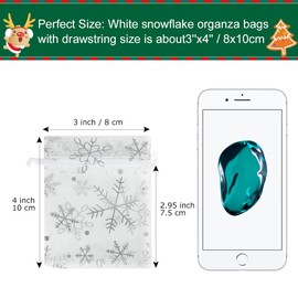 100Pcs Christmas Organza Bags, 8X10cm White Organza Bags Small Snowflake Drawstring Gift Bags Little Mesh Bags Favour Bags for Jewelry Candy Makeup Bracelet Packing, Christmas Drawstring Gift Bags