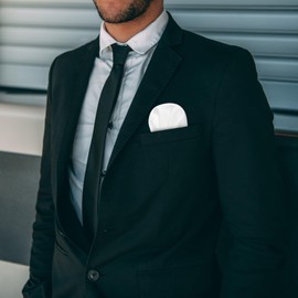 GHTIYLP Prefolded Pocket Squares for Men Solid Color Pre-folded Mens Handkerchief Suit Pocket Square for Business Wedding (White Round)