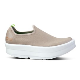 OOFOS OOmega eeZee Low Recovery Shoe, Nomad - Women’s Size 9