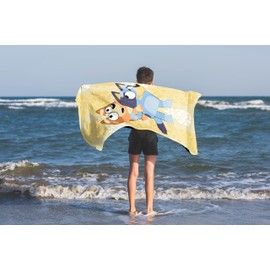 Jay Franco Bluey & Bingo Kids Bath Pool Beach Towel - Super Soft & Absorbent 100% Cotton Towel, Measures 28 x 58