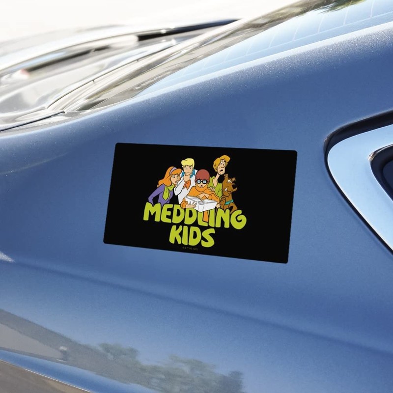 GRAPHICS & MORE Scooby-Doo Meddling Kids Automotive Car Window Locker