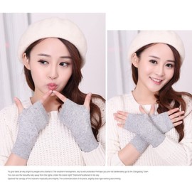 DWE Cashmere Fingerless Gloves, Half Fingerless Gloves Winter Thermal Women Gloves Mittens Thumb Hole Wrist Warmers Gloves Christmas Gifts for Girls Ladies Men (Light Grey)