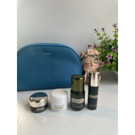 La Mer Gift Box New 5⃣️Piece Travel Set: Moisturizing Eye Cream, Essence,