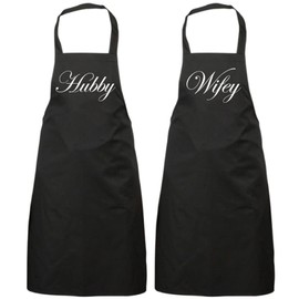 60 Second Makeover Limited Couples Hubby Wifey Black Apron Set Novelty Gift Wedding Anniversary Husband Wife House Warming Kitchen Present