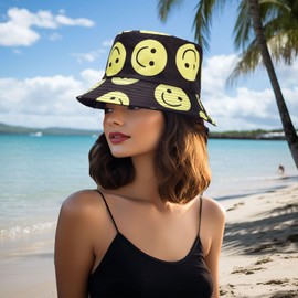 IHAUIUE Smiley Face Print Bucket Hat Cute Happy Fishing Cap Reversible Packable Beach Sun Hats for Women, Men, Black