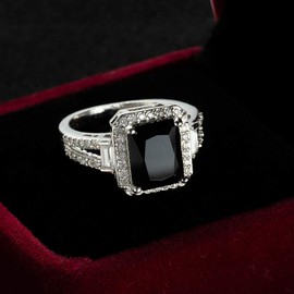 Metmejiao Black Cubic Zirconia CZ Simulated Diamond Rings Princess Cut Solitaire Bridal Engagement Wedding Rings in Sterling Silver for Women Rings for Her Wedding Bands for Women Size 9
