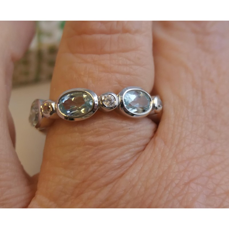 Blue Topaz and Zircon Sterling Silver Ring US Size 7