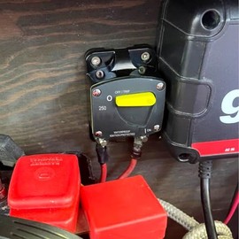 GLOSO GLOSO Circuit Breaker Switches Manual Reset Waterproof Audio Radio Solar System Boat Truck Marine Automotive Stud 5/16 Surface Mount 50A